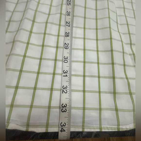 Men’s Tommy Hilfiger Dress Shirt - XL 17 1/2 - 18 - Picture 9 of 10